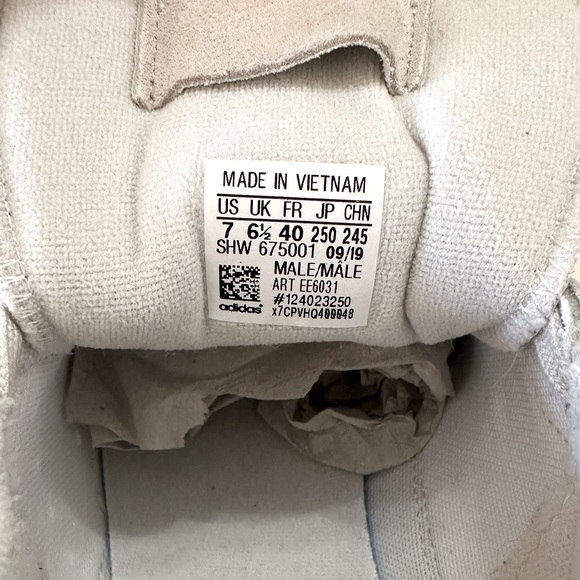 NWOB Adidas Supercourt in Grey Leather - Picture 10 of 12